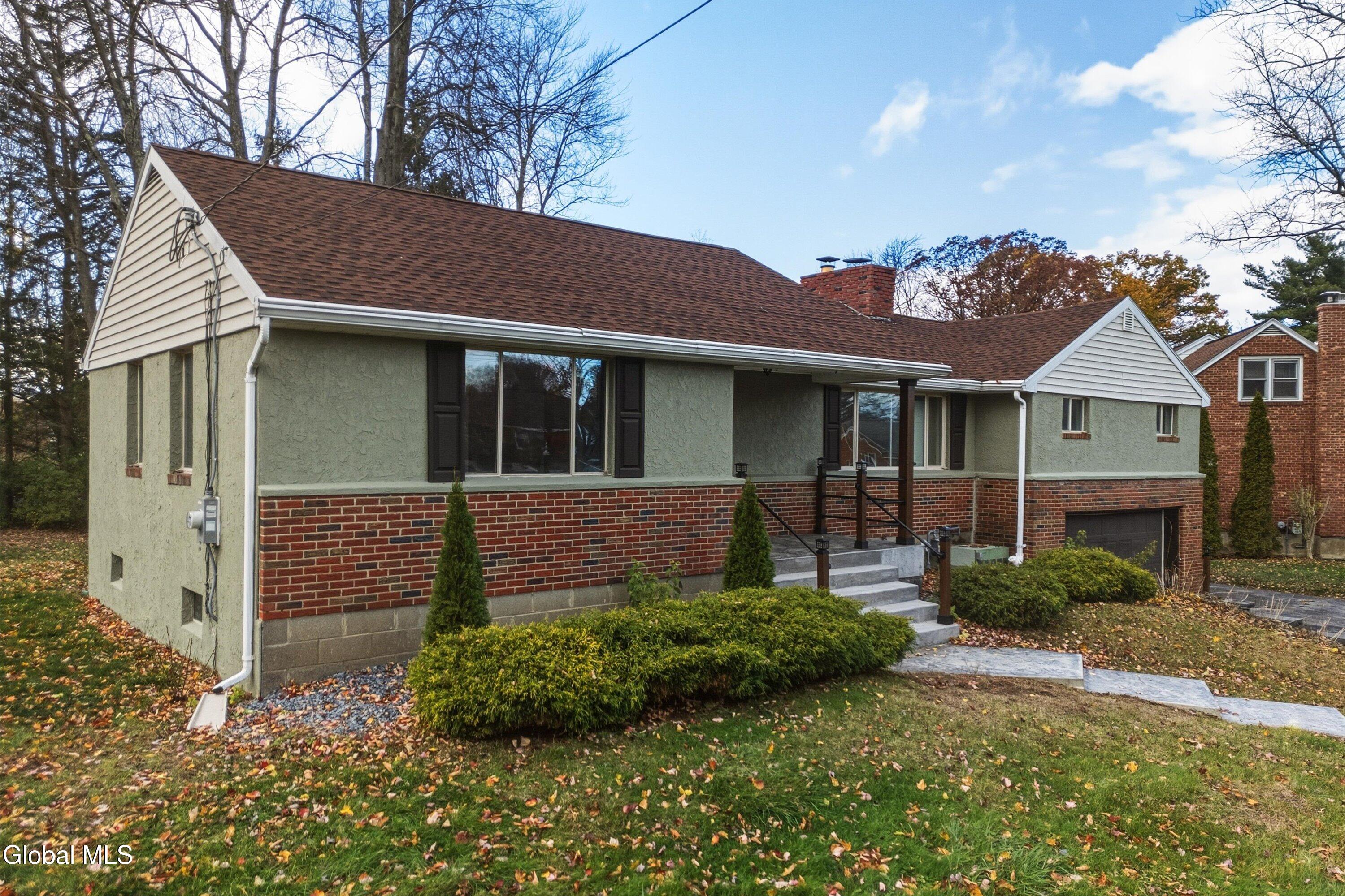 1005 Brunswick Place Rotterdam, NY 12303 - Photo 5 of 48 34-1005 Brunswick Pl-34