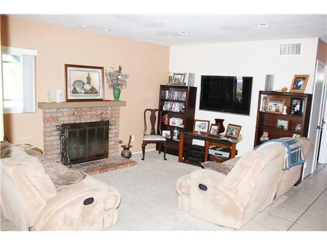 11040 Crystal Springs Road Santee, CA 92071 - Photo 3 of 25