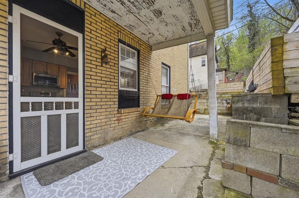 144 Davis Avenue McKees Rocks, PA 15136 - Photo 48 of 50
