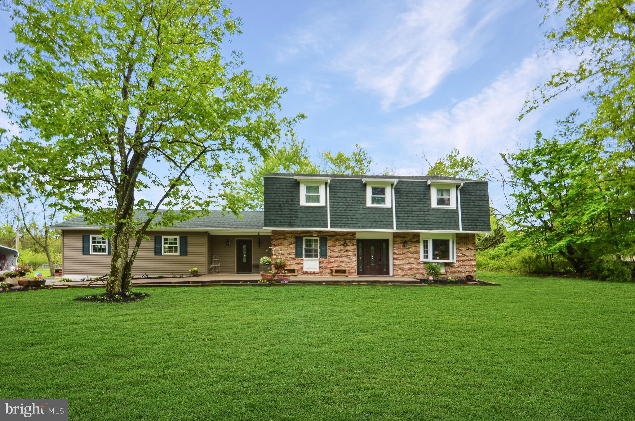 771 Andrews Road Bath, PA 18014 - Photo 2 of 29