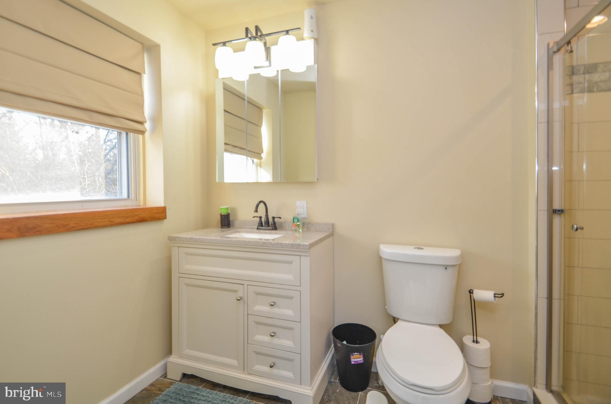 771 Andrews Road Bath, PA 18014 - Photo 14 of 29