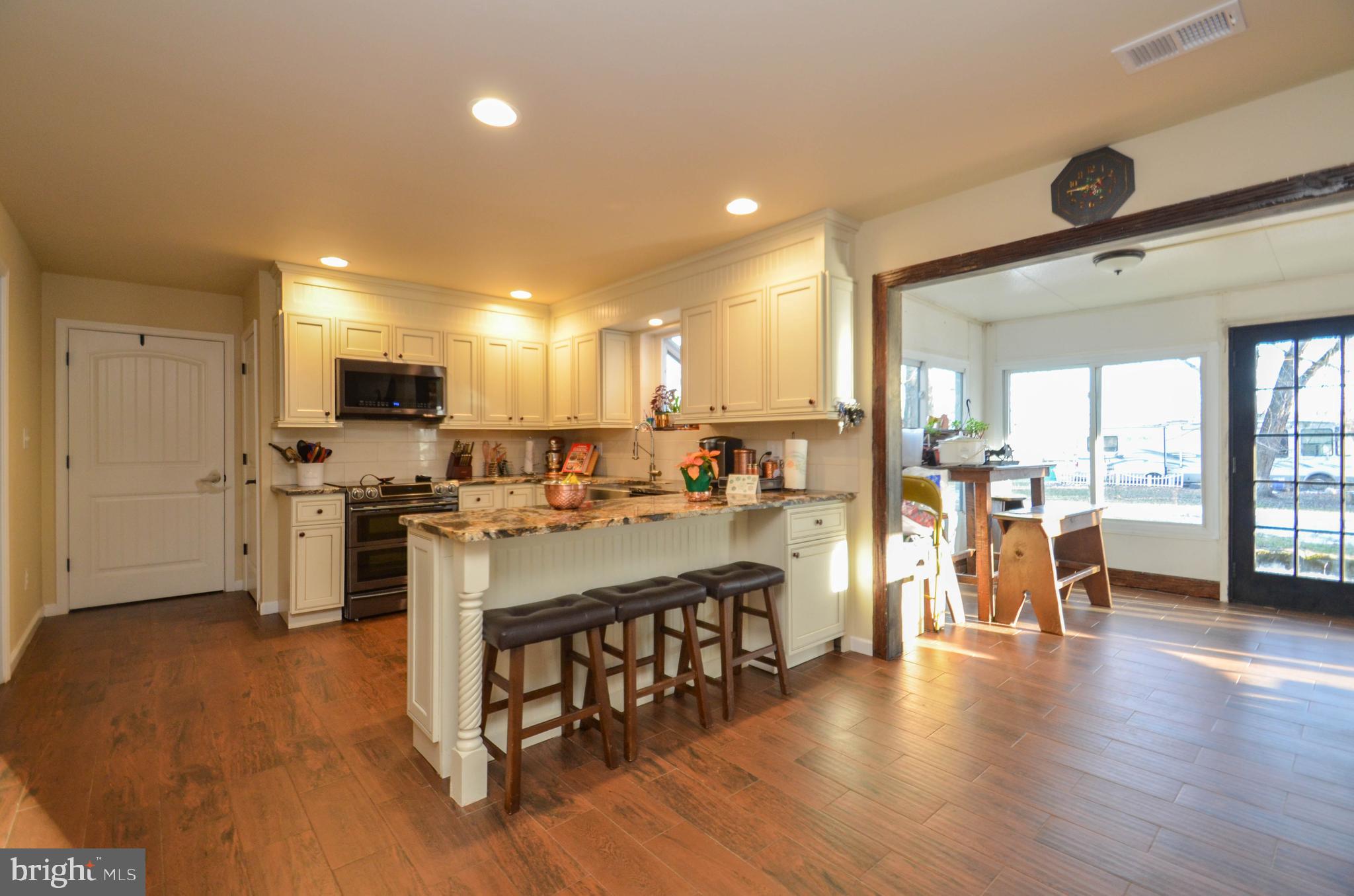 771 Andrews Road Bath, PA 18014 - Photo 5 of 29