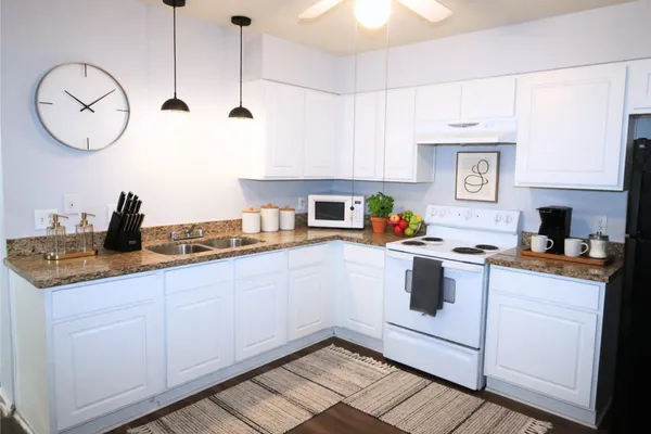 $1,149 | 1750 East 6th Avenue, Mesa, AZ 85204