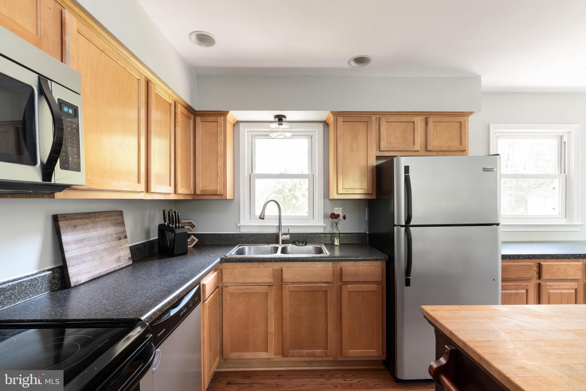 13162 Round Hill Road King George, VA 22485 - Photo 8 of 46 Gallery Image 8