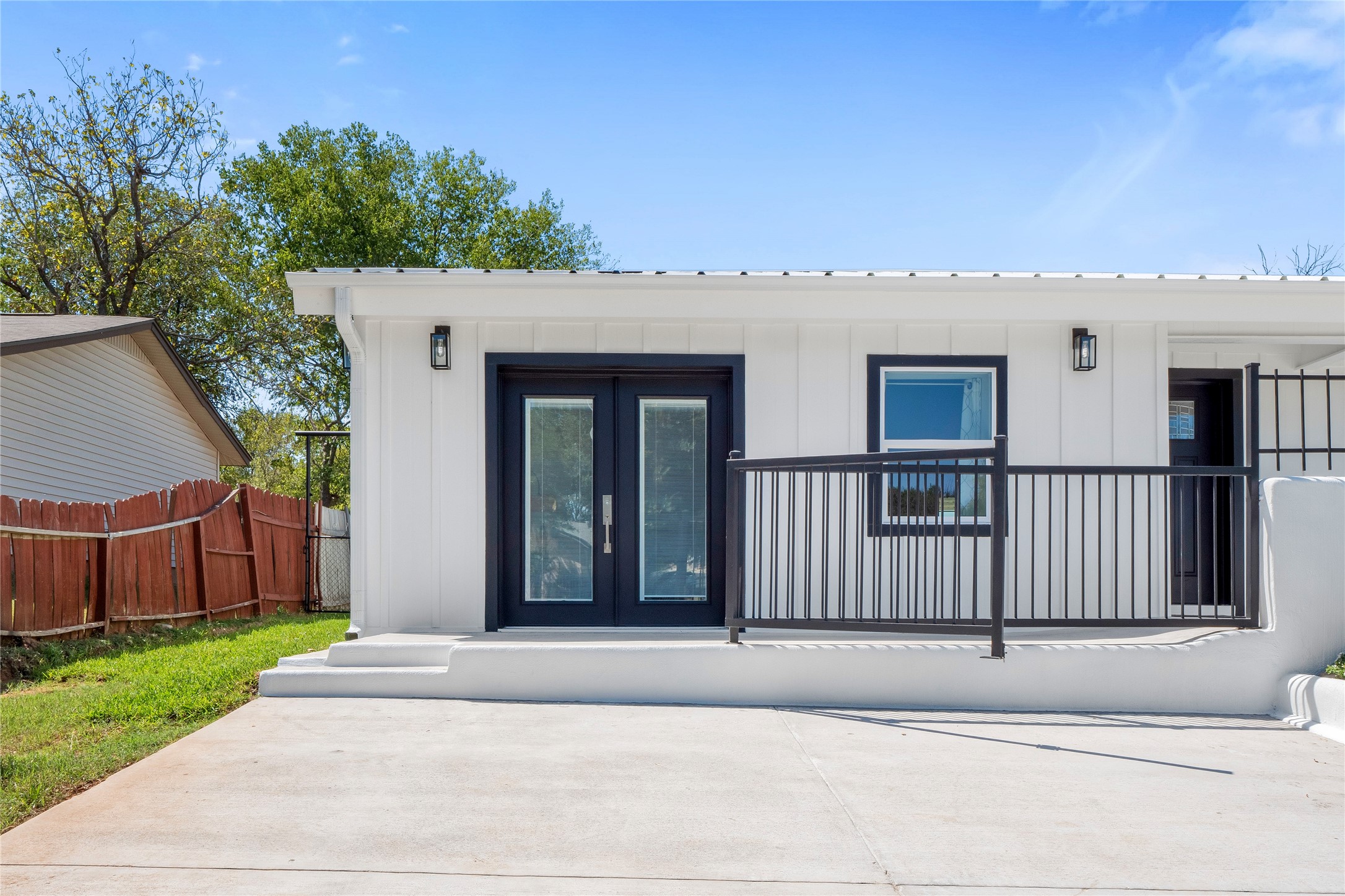 8007 Colony Loop Drive Austin, TX 78724 - Photo 33 of 40 Gated driveway access to the front patio for convenient entry and easy unloading.