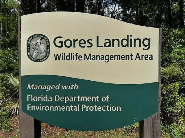 a sign broad