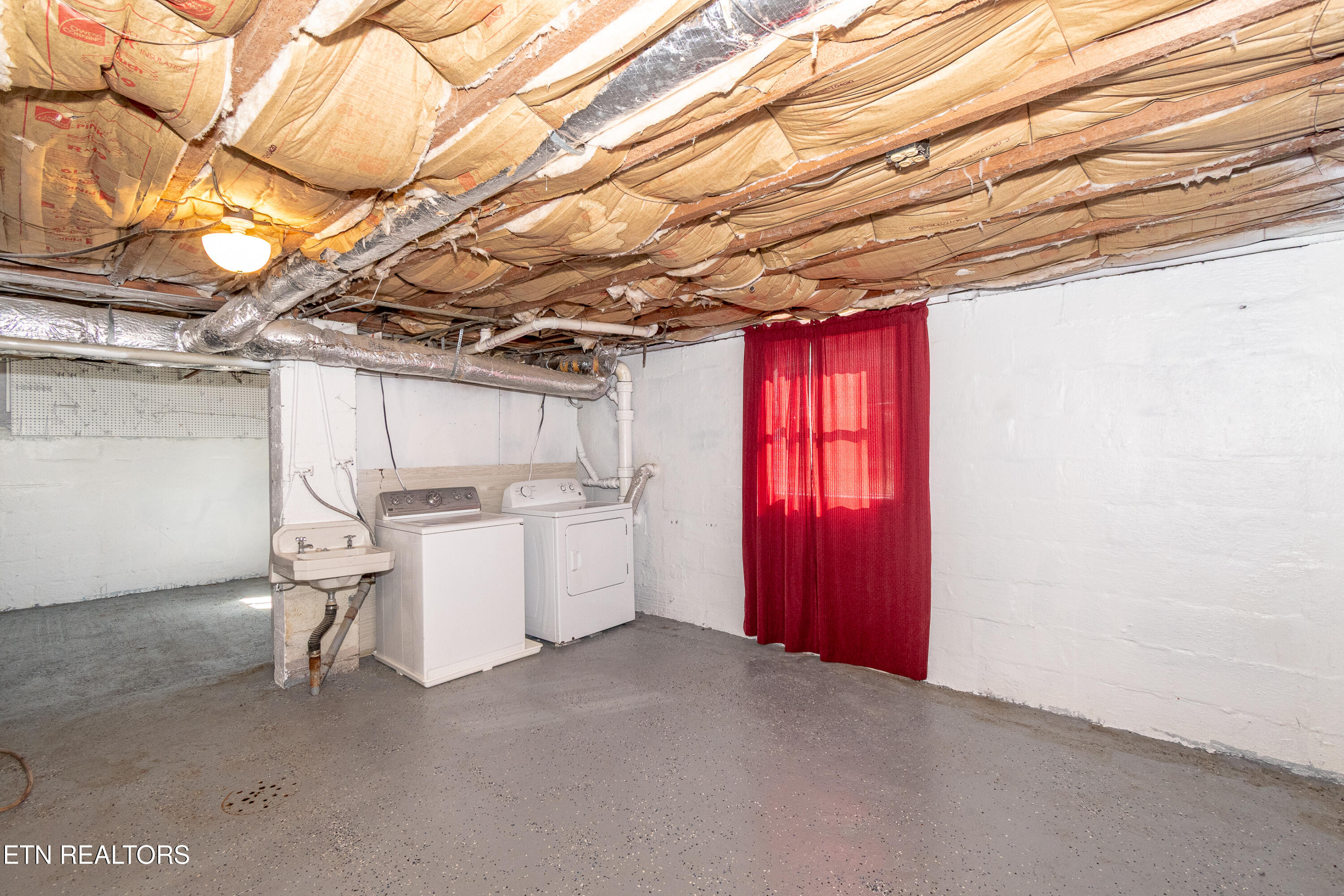 508 South Ruth Street Maryville, TN 37803 - Photo 31 of 34 DSC_4809