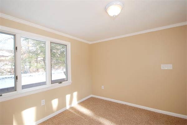 19 Avalon Road Stoneham, MA 02180 - Photo 13 of 22 Gallery Image 13