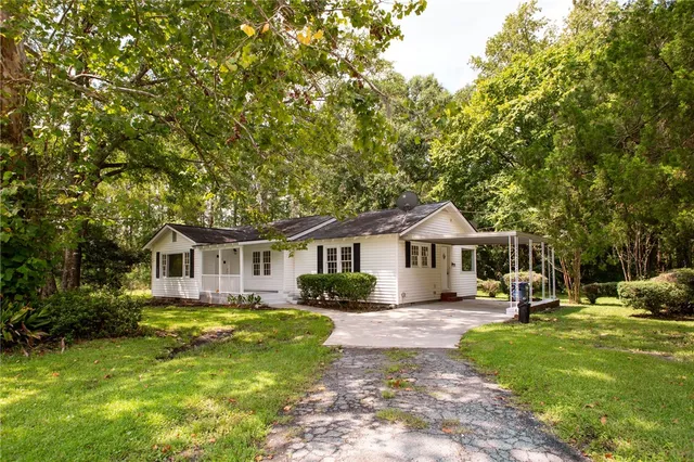 $340,000 | 8005 Highway 17, Woodbine, GA 31569