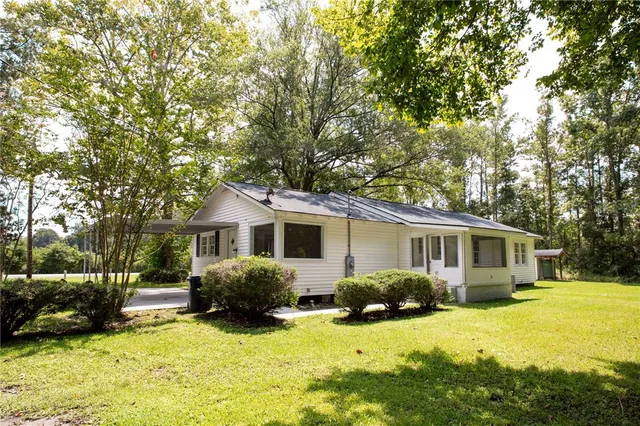 $340,000 | 8005 Highway 17, Woodbine, GA 31569