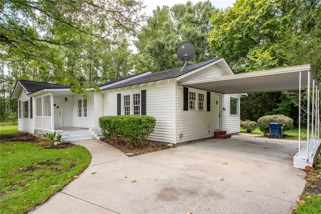 $340,000 | 8005 Highway 17, Woodbine, GA 31569