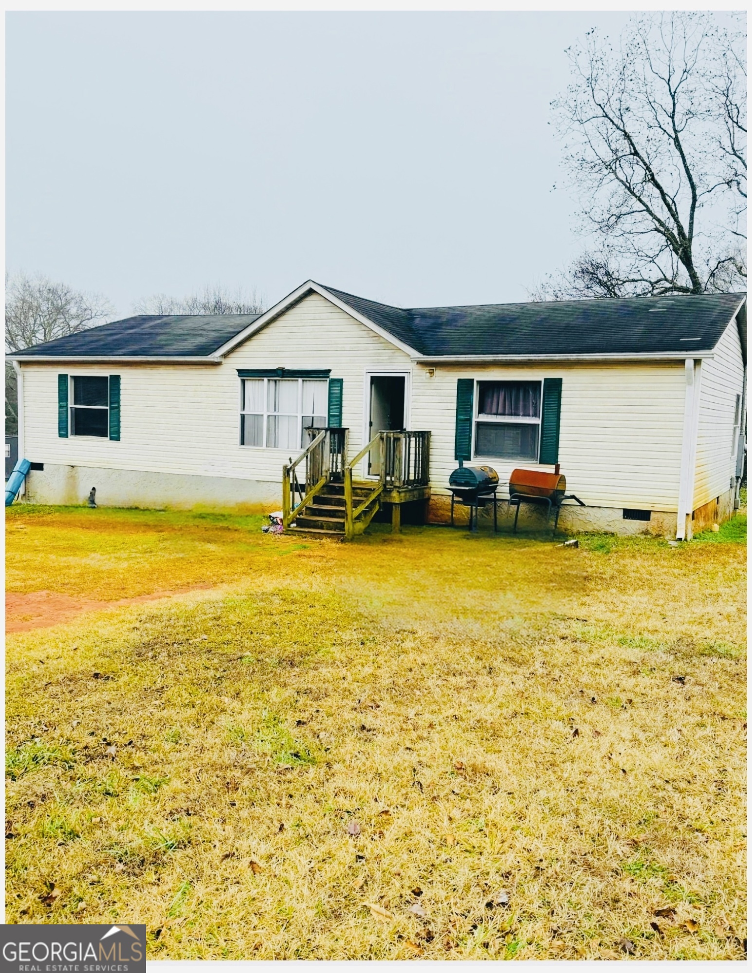 121 Pickard Road Thomaston, GA 30286 - Photo 3 of 3 a view of a house with a swimming pool