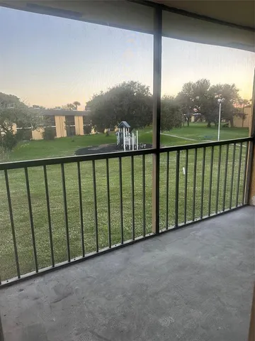 $1,950 | 720 Meadows Circle, Unit 720, Boynton Beach, FL 33436