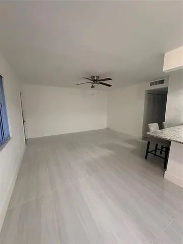 $1,950 | 720 Meadows Circle, Unit 720, Boynton Beach, FL 33436