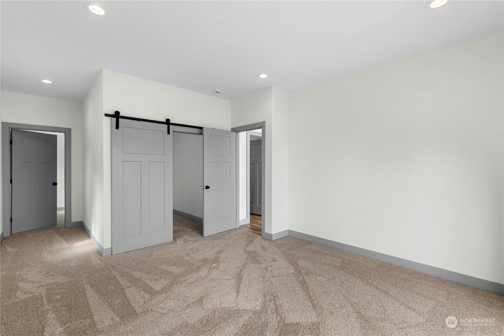 4041 Lakeview Place Chelan, WA 98816 - Photo 18 of 40 Gallery Image 18