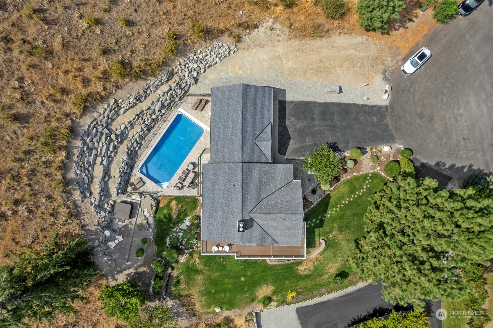 4041 Lakeview Place Chelan, WA 98816 - Photo 40 of 40 Gallery Image 40