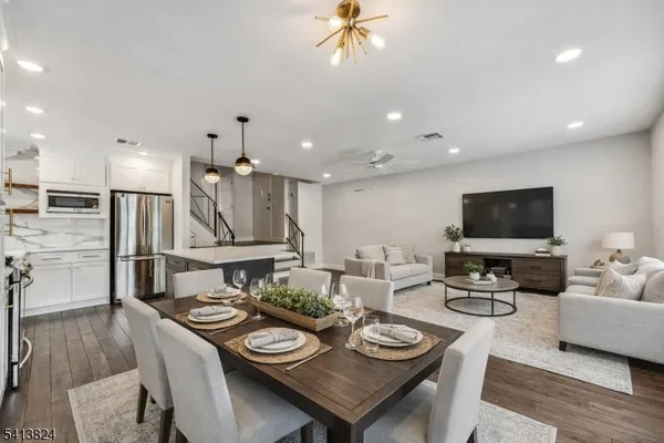 $4,200 | 31 Upper Mountain Avenue, Unit 4, Montclair, NJ 07042