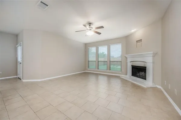 $2,300 | 4512 Remuda Lane, Denton, TX 76226