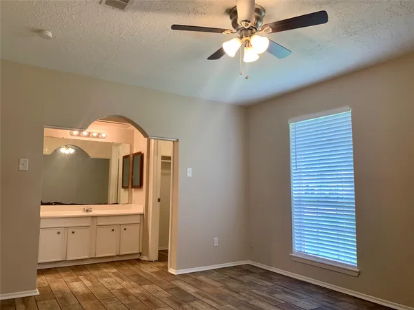 $1,599 | 7739 Bunker Wood Lane, Houston, TX 77086