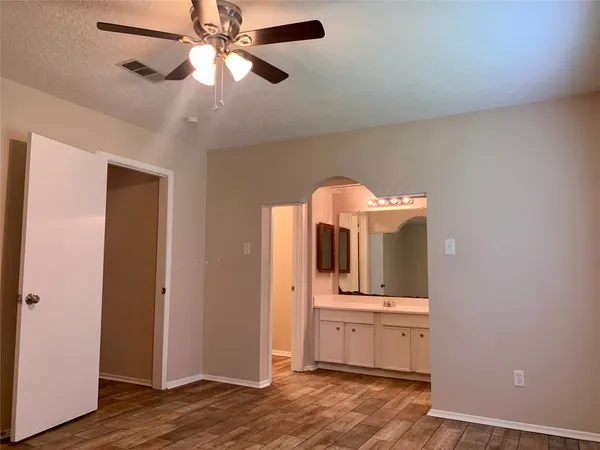 $1,599 | 7739 Bunker Wood Lane, Houston, TX 77086