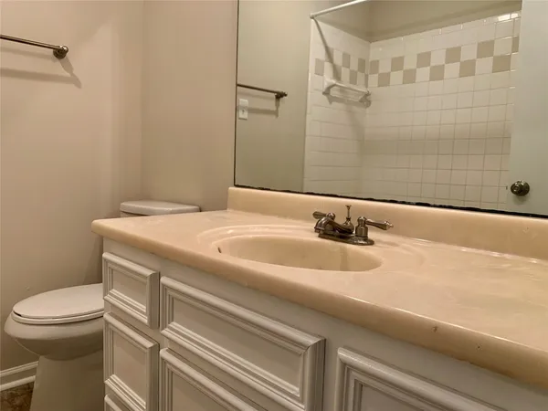 $1,599 | 7739 Bunker Wood Lane, Houston, TX 77086