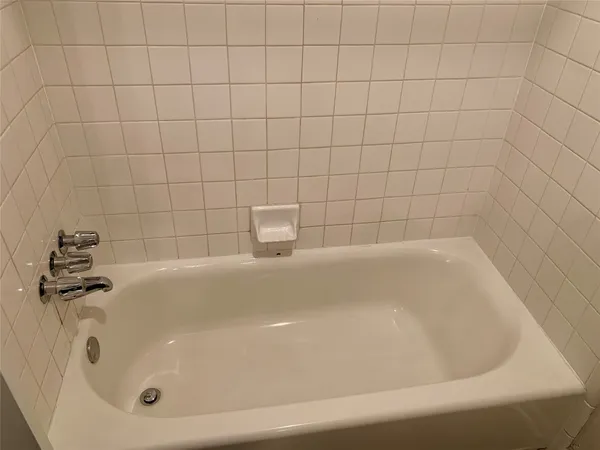 $1,599 | 7739 Bunker Wood Lane, Houston, TX 77086