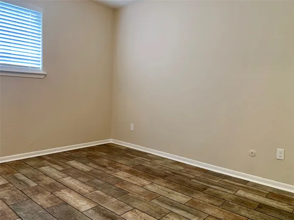 $1,599 | 7739 Bunker Wood Lane, Houston, TX 77086