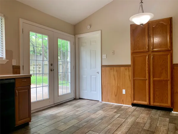 $1,599 | 7739 Bunker Wood Lane, Houston, TX 77086