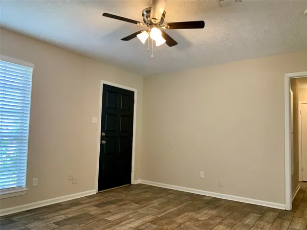 $1,599 | 7739 Bunker Wood Lane, Houston, TX 77086