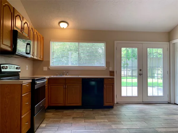 $1,599 | 7739 Bunker Wood Lane, Houston, TX 77086