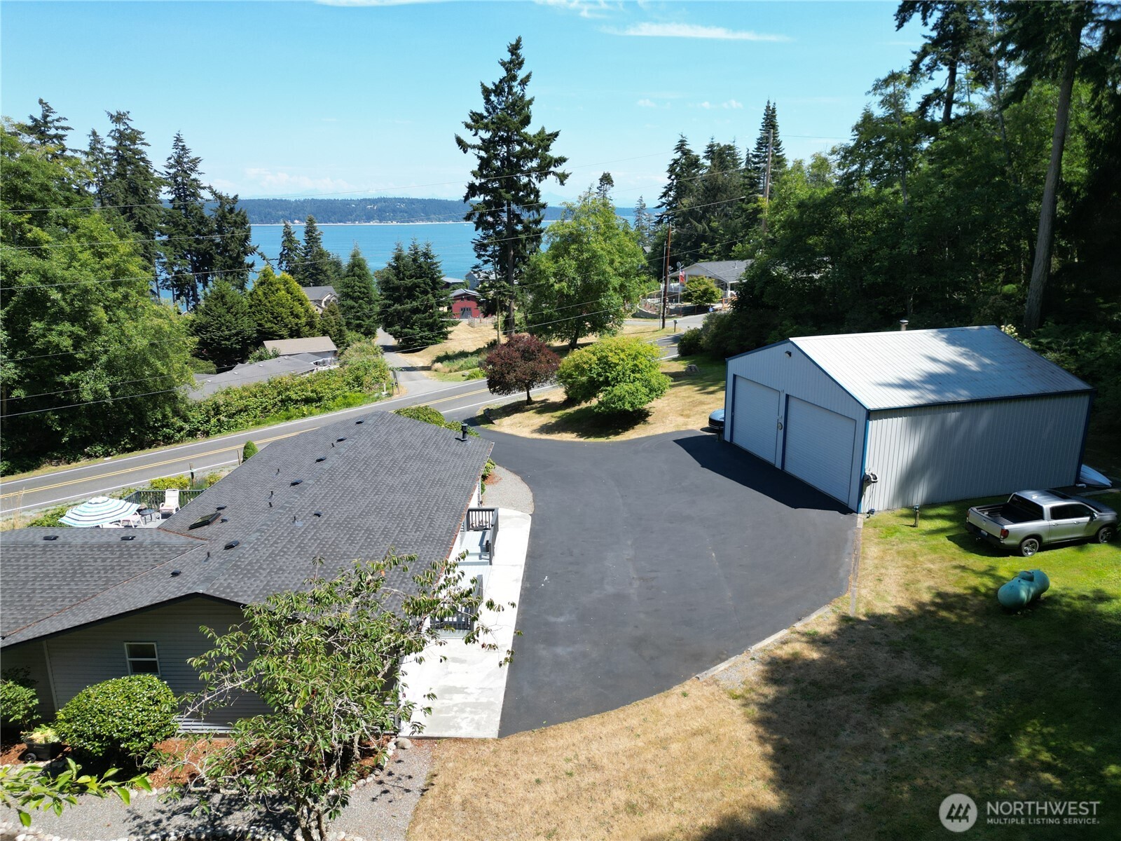 2196 North Bluff Road Greenbank, WA 98253 - Photo 3 of 26 Gallery Image 3