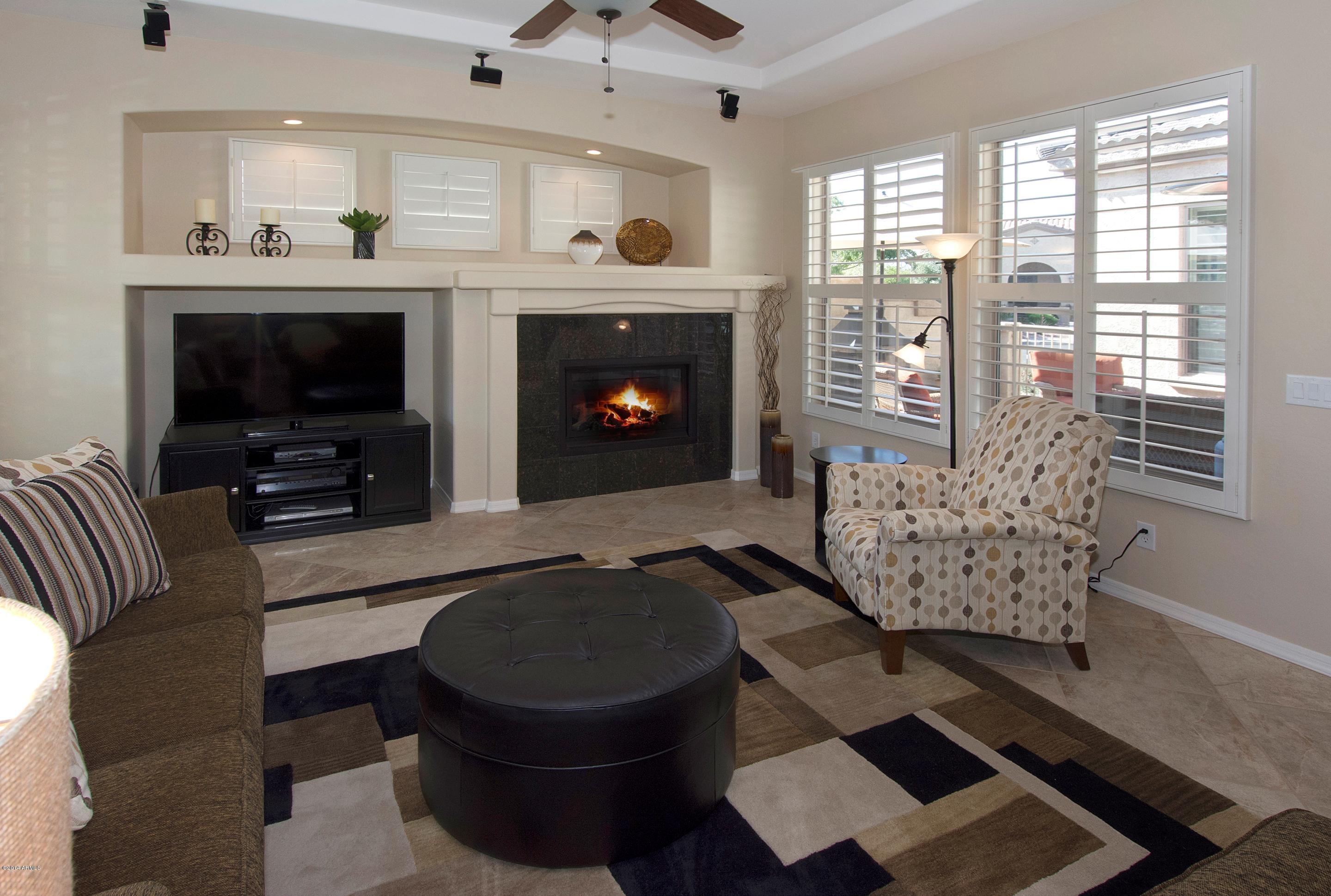 4487 East Rakestraw Lane Gilbert, AZ 85298 - Photo 16 of 30 Living