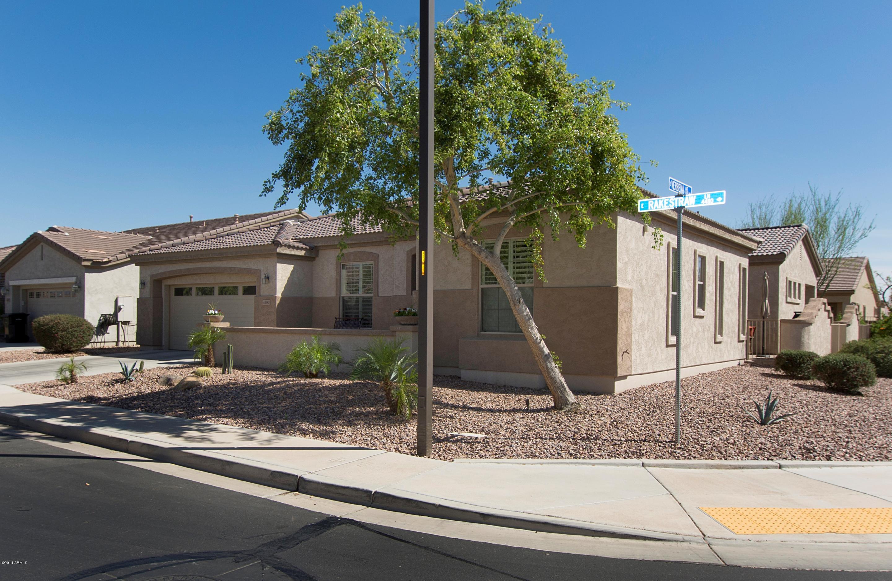4487 East Rakestraw Lane Gilbert, AZ 85298 - Photo 3 of 30 Front Corner