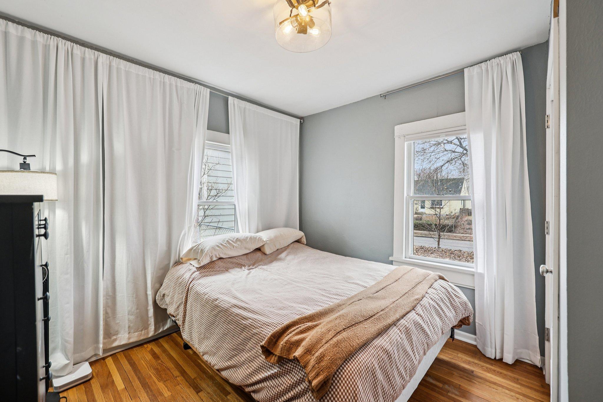 1259 Hewitt Avenue St. Paul, MN 55104 - Photo 27 of 34