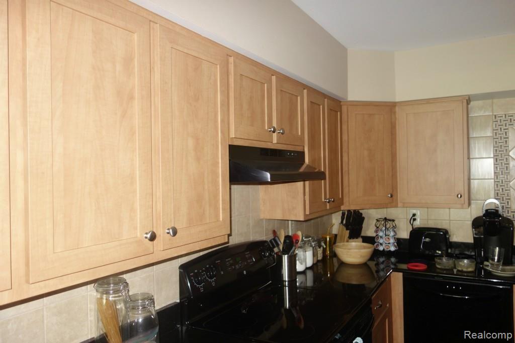 15200 Haggerty Road Belleville, MI 48111 - Photo 17 of 99 DSC04117.jpg