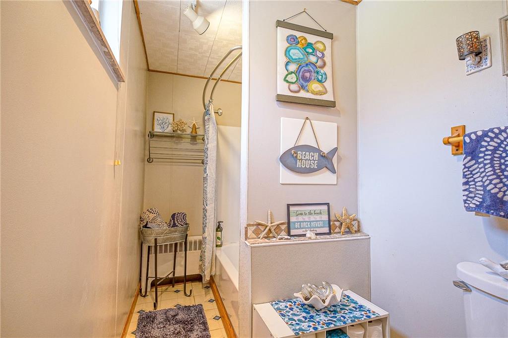 361 Ridgewood Avenue Pittsburgh, PA 15229 - Photo 12 of 25 Gallery Image 12