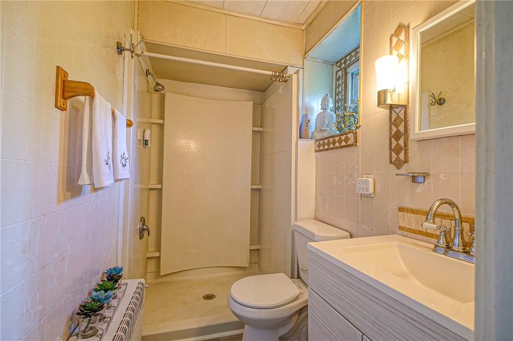 361 Ridgewood Avenue Pittsburgh, PA 15229 - Photo 18 of 25 Gallery Image 18