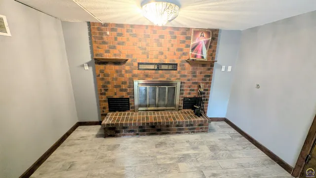 $219,900 | 938 Luther Street, Emporia, KS 66801