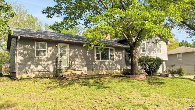 $219,900 | 938 Luther Street, Emporia, KS 66801