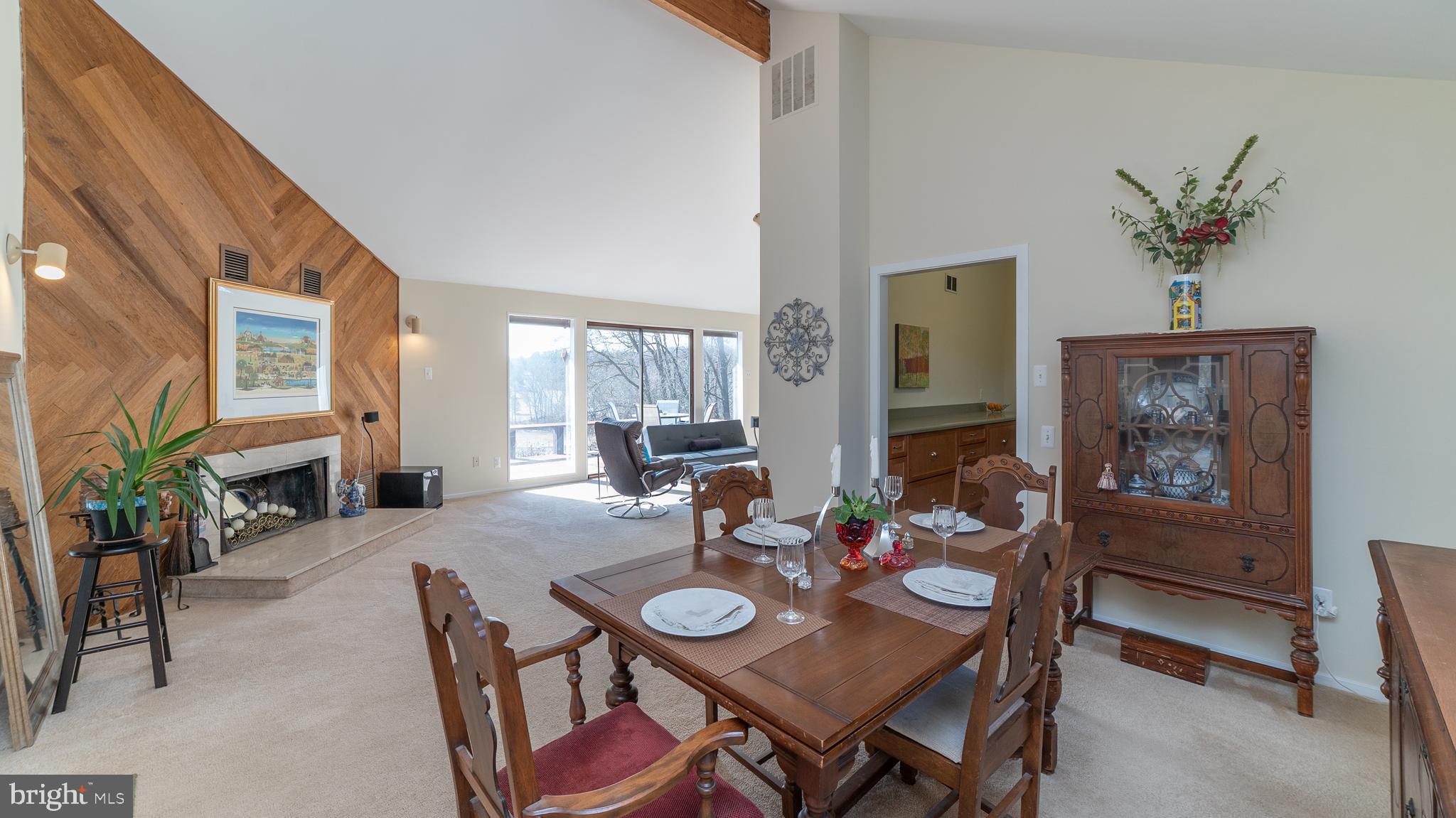 Open dining room into family room