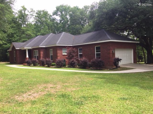 8229 Butler Road Moss Point, MS 39562 - Photo 1 of 42 IMG_2180