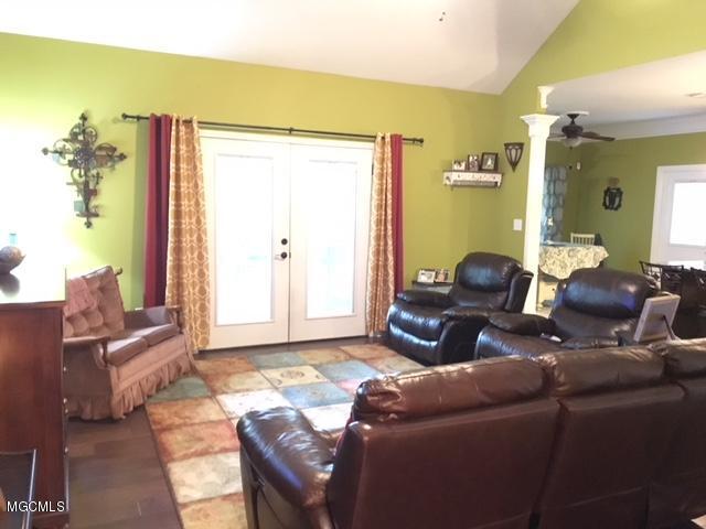 8229 Butler Road Moss Point, MS 39562 - Photo 13 of 42 IMG_1834