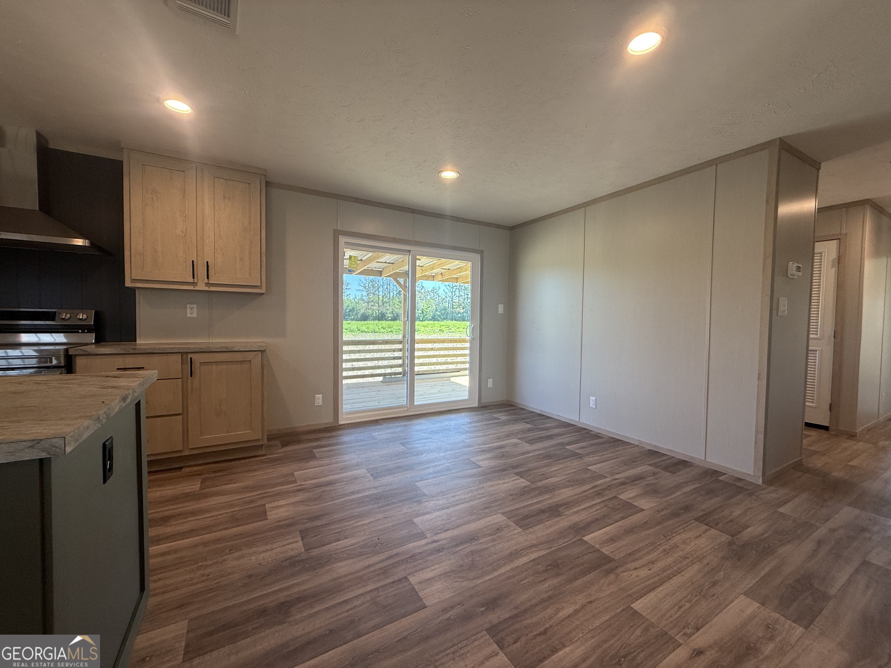 240 Bear Island Road Screven, GA 31560 - Photo 12 of 31