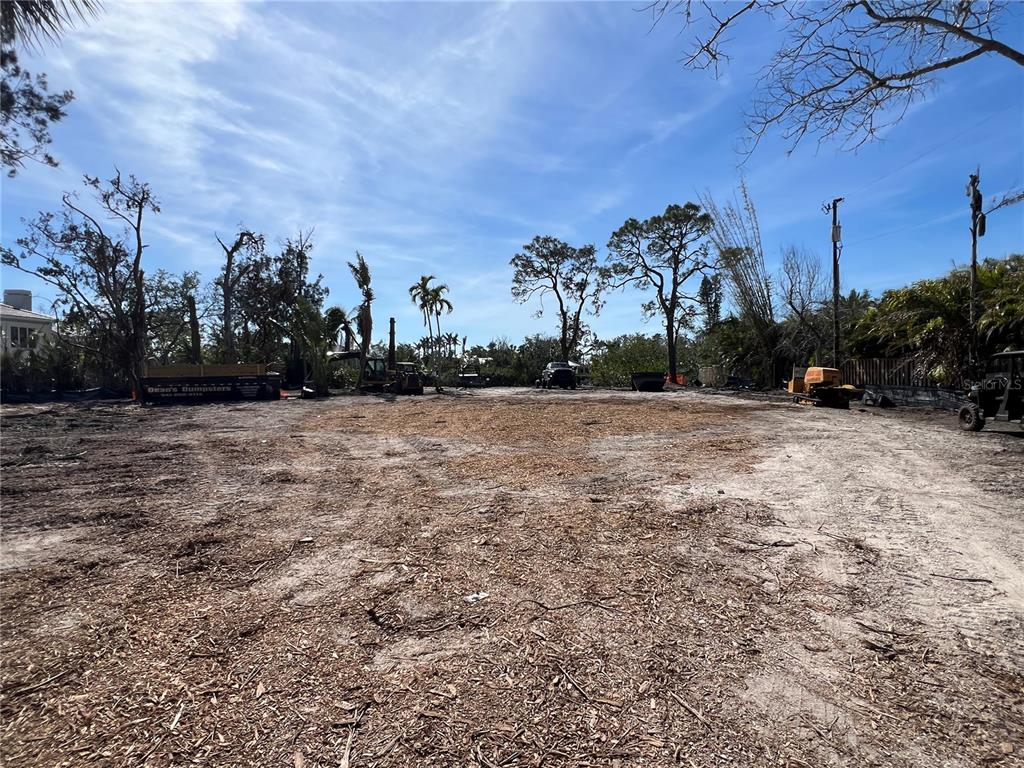 7510 Midnight Pass Road Sarasota, FL 34242 - Photo 8 of 25 a view of a field