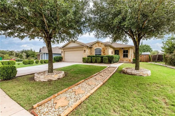 $2,075 | 107 Creston Street, Hutto, TX 78634