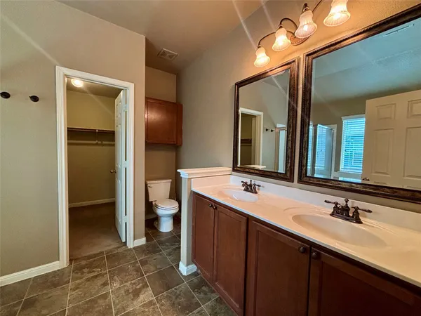 $2,075 | 107 Creston Street, Hutto, TX 78634