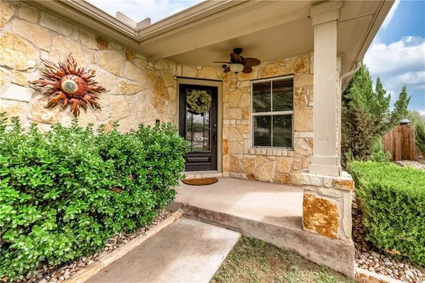 $2,075 | 107 Creston Street, Hutto, TX 78634
