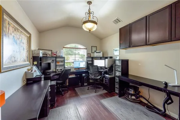 $2,075 | 107 Creston Street, Hutto, TX 78634