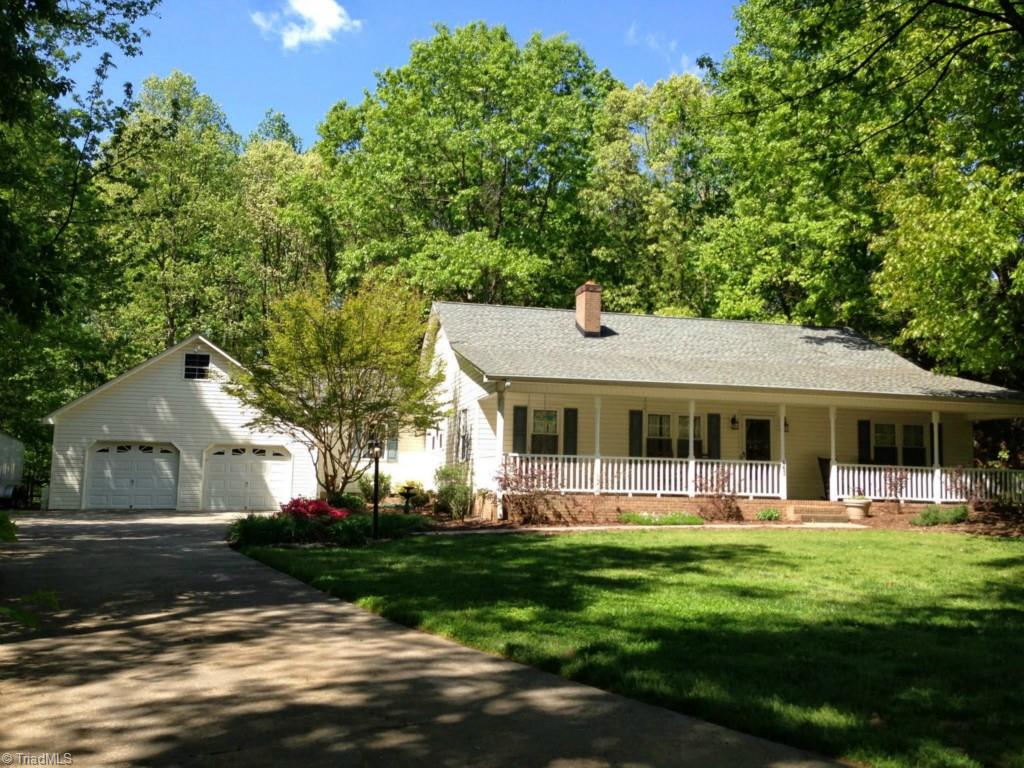 463 Ridgeway Lane Lexington, NC 27295 - Photo 3 of 30 Gallery Image 3