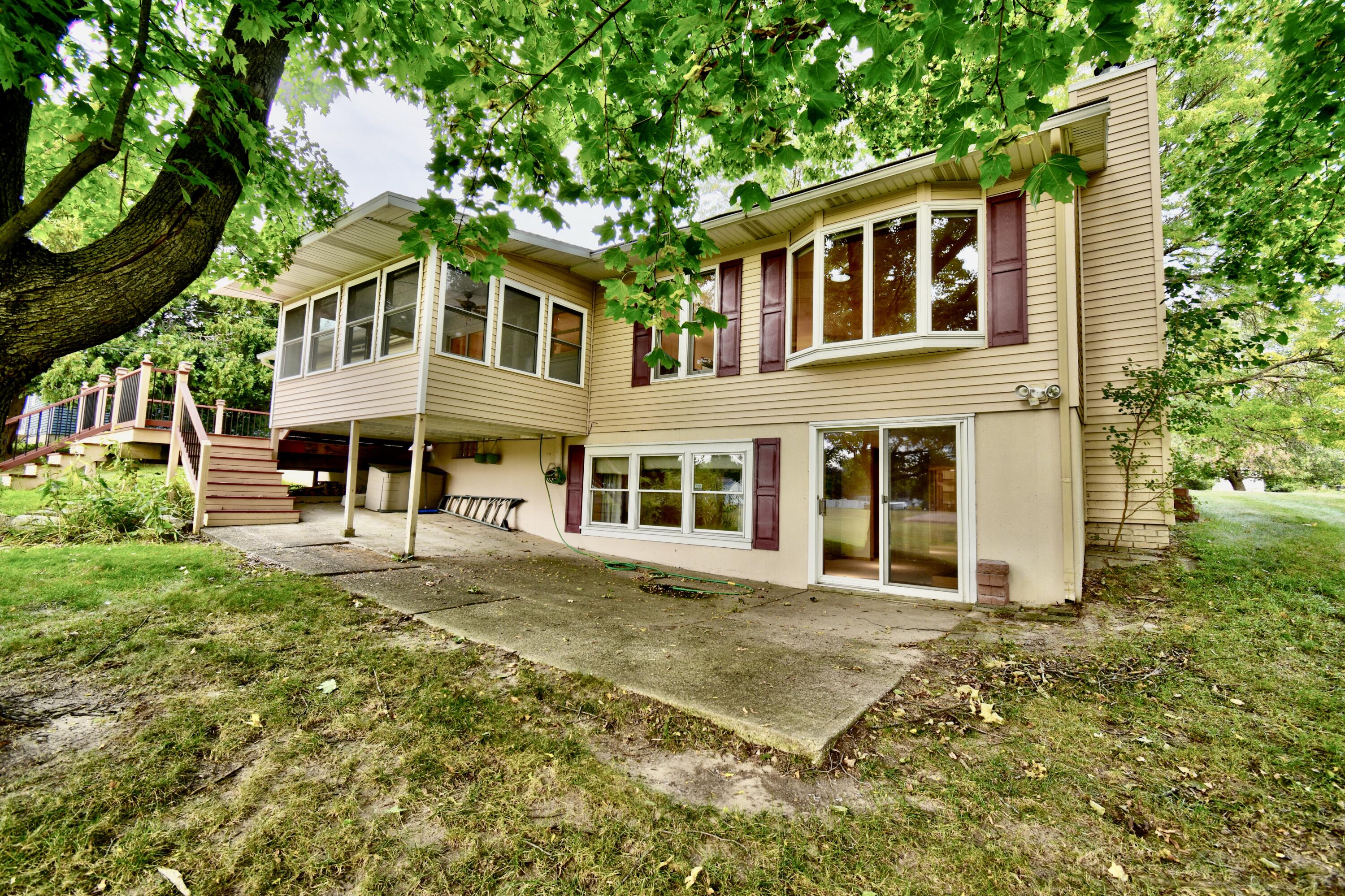 721 North State Road Belding, MI 48809 - Photo 3 of 65 DSC_9215_6_7